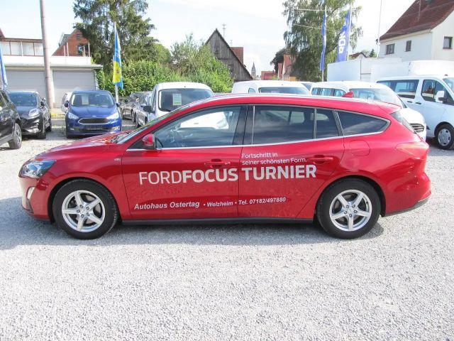 Ford Focus Titanium Wagon