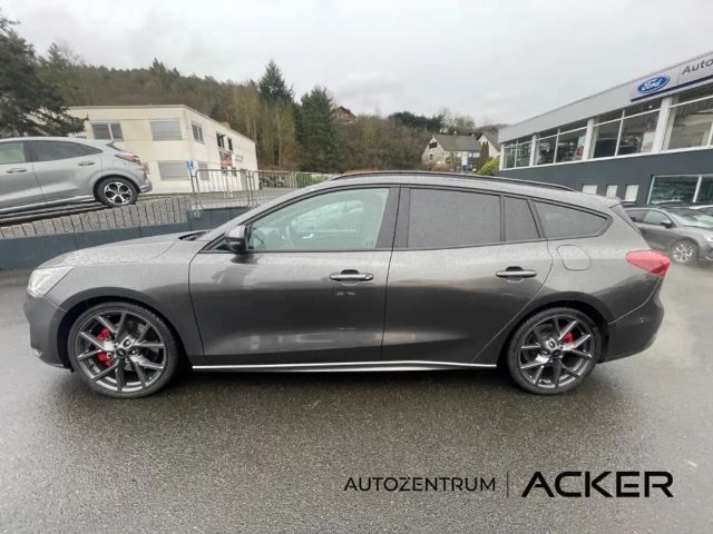 Ford Focus ST Line Wagon