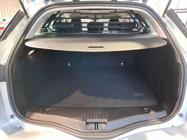 Renault Megane Business Line E-Tech