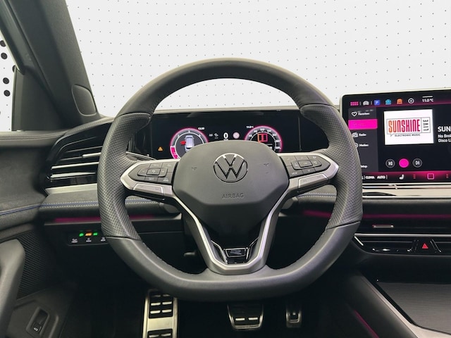 Volkswagen Passat 2.0 TDI IQ.Drive R-Line