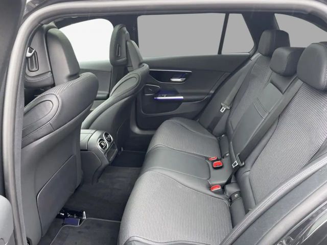 Mercedes-Benz C 200 AVANTGARDE