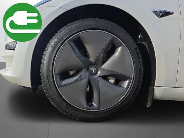Tesla Model 3 Standard Range