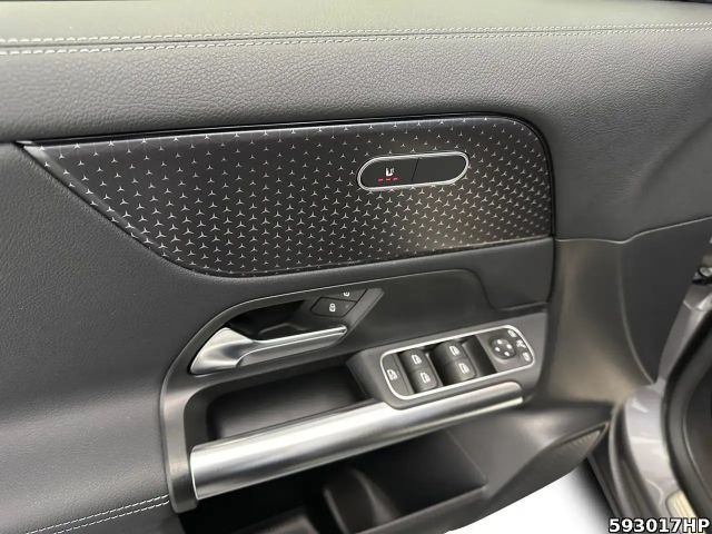 Mercedes-Benz GLA 200 Progressive