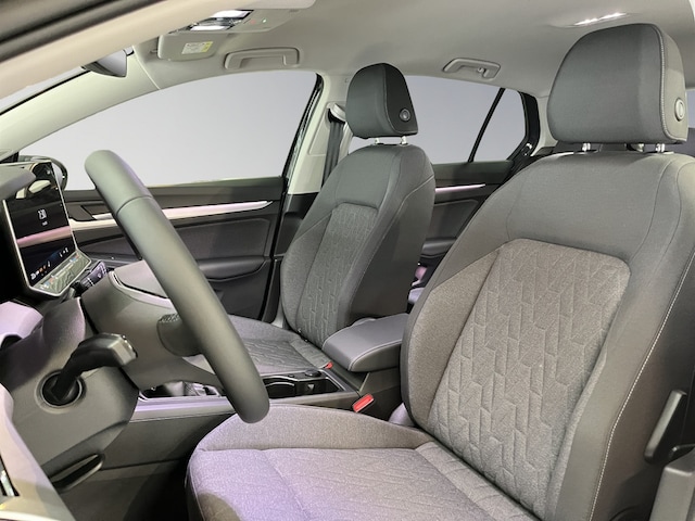 Volkswagen Golf 1.5 TSI Golf VIII Life