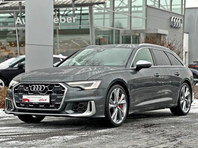 Audi S6 Avant Quattro