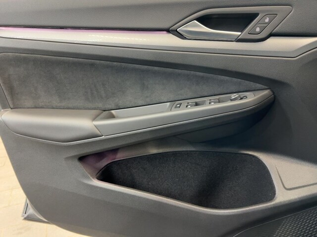 Volkswagen Golf 1.5 eTSI DSG Golf VIII