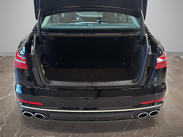 Audi S6 Quattro Sedan