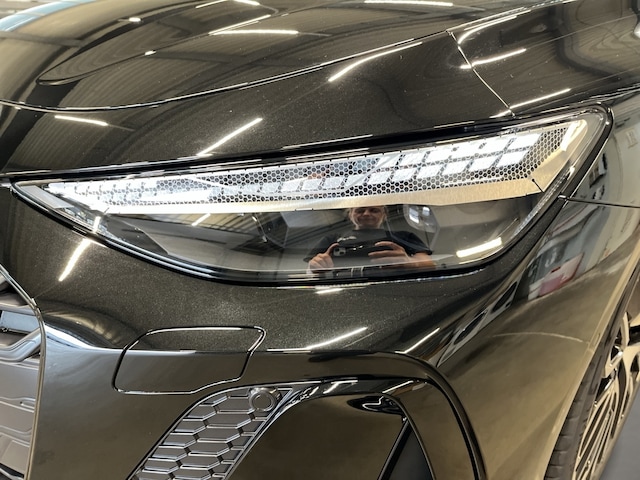 Audi A6 e-tron Avant Quattro