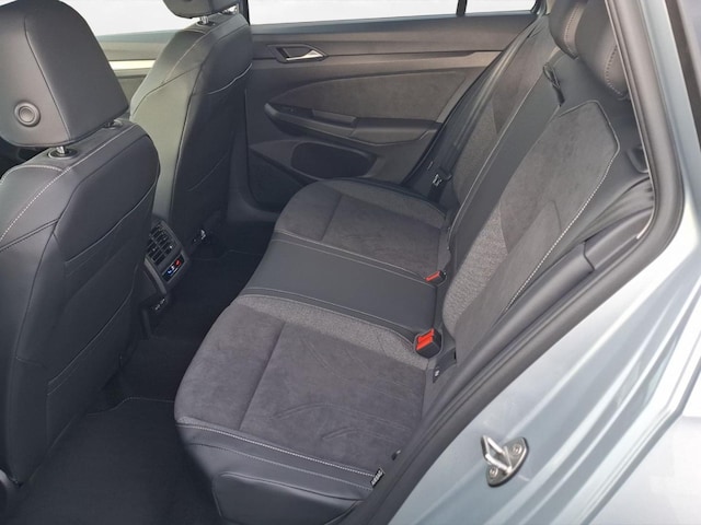 Volkswagen Golf DSG Style Variant