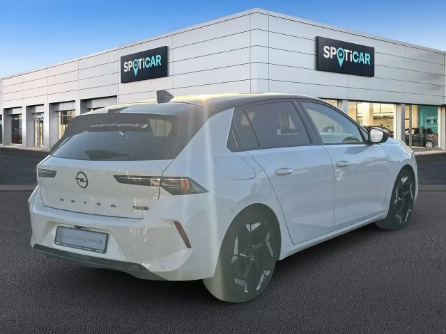 Opel Astra GSe Hybrid Innovation