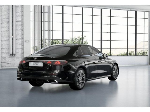 Mercedes-Benz E 200 4MATIC Sedan