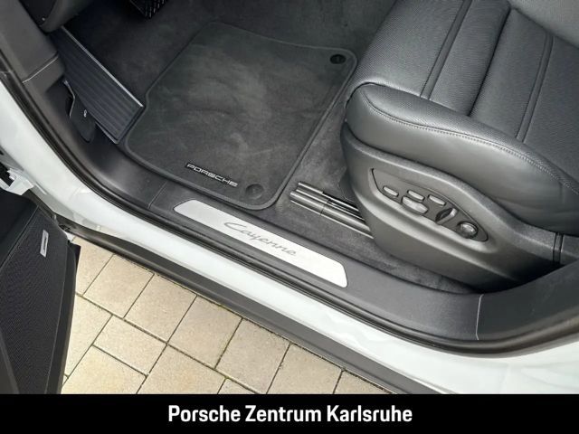 Porsche Cayenne BOSE Sportabgasanlage Luftfederung LED