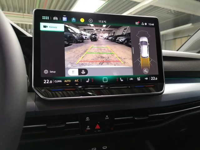 Volkswagen Golf DSG Life