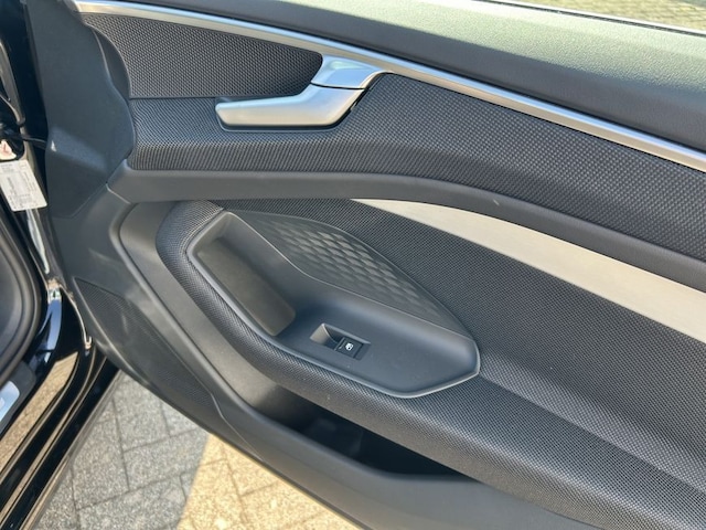 Audi A6 Avant S-Tronic