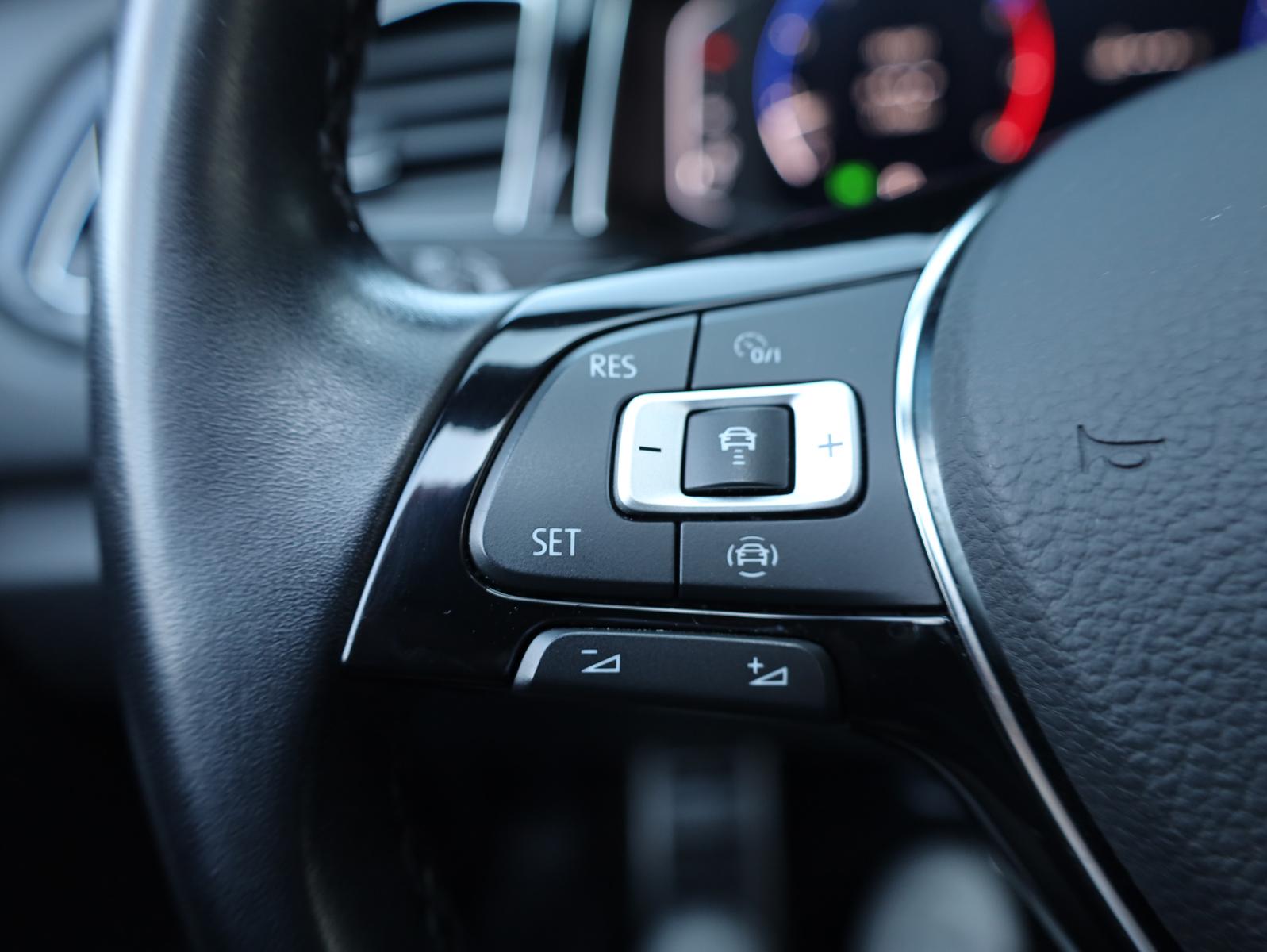 Volkswagen T-Roc Bluemotion Cabriolet R-Line