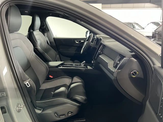 Volvo XC60 AWD Plus Recharge T6