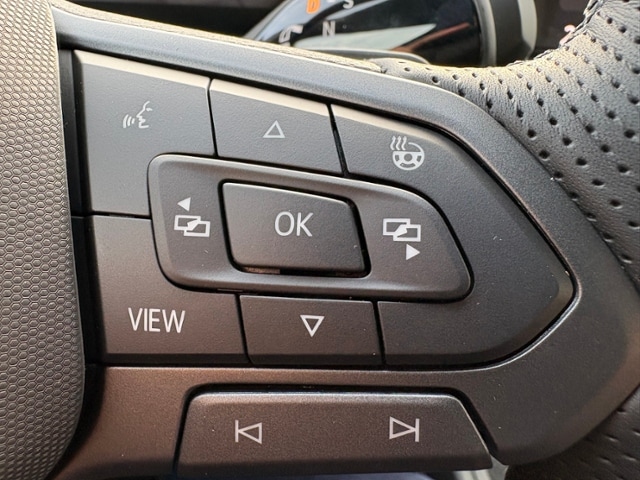 Volkswagen T-Roc 1.5 eTSI DSG R-Line