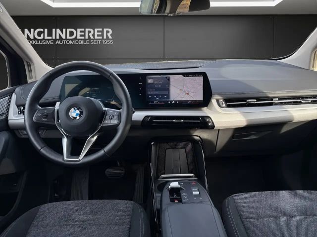 BMW 220 220i Active Tourer