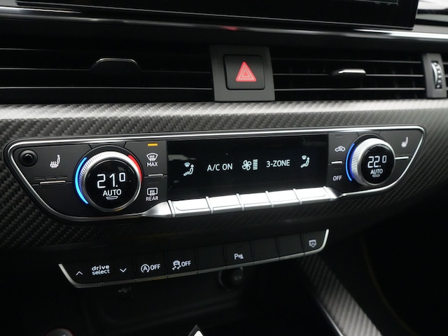 Audi RS4 Avant Quattro