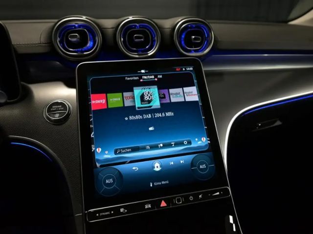 Mercedes-Benz C 180 AMG Line Sedan