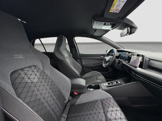 Volkswagen Golf 1.5 eTSI Golf VIII R-Line