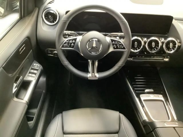 Mercedes-Benz B 220 B 220 d