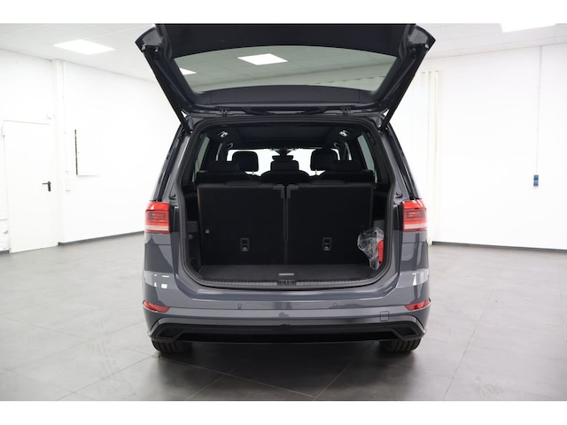 Volkswagen Touran 1.5 TSI DSG R-Line