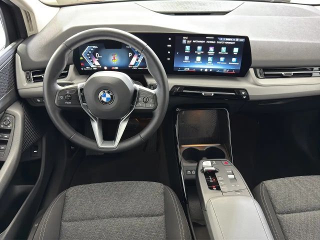 BMW 220 220i Active Tourer