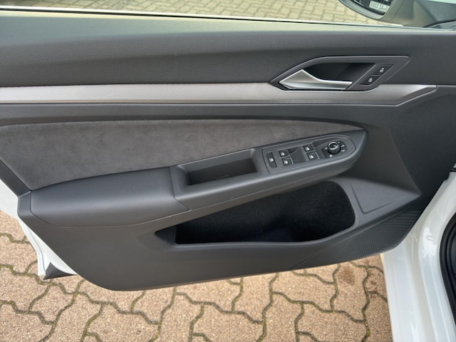 Volkswagen Golf DSG Golf VIII Style