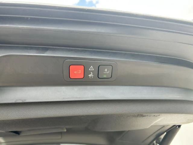 Peugeot 5008 Allure Pack EAT8 PureTech