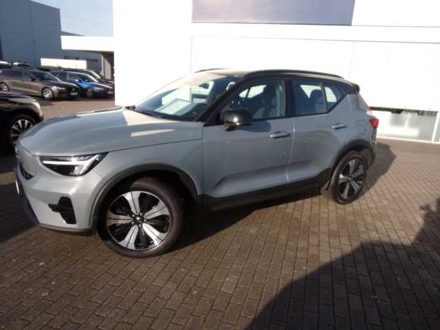 Volvo XC40 Core Recharge