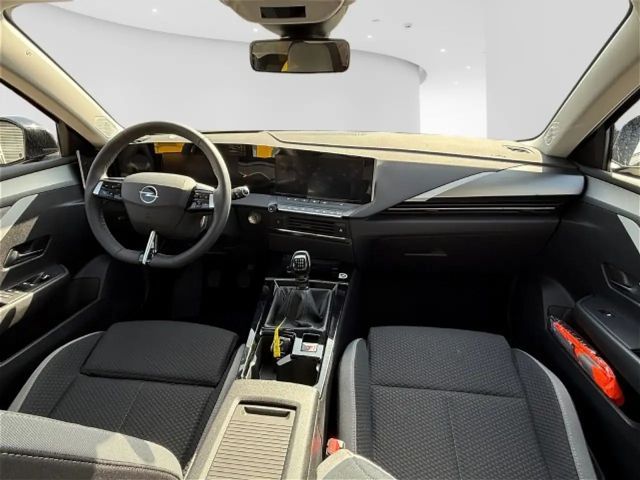 Opel Astra Enjoy Sports Tourer