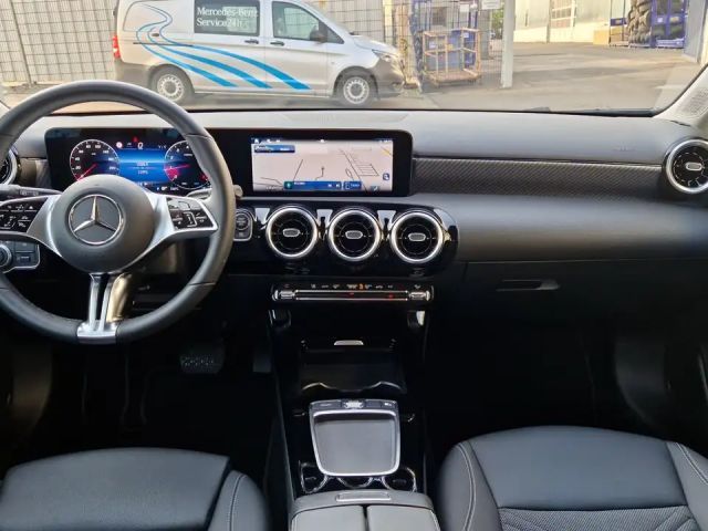 Mercedes-Benz A 180 A 180 PROGRES+LED+KAMERA+CARPLAY+SHZ+ASSIST+DAB+