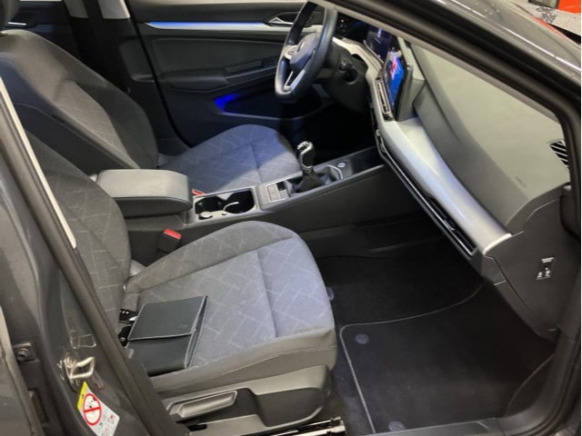 Volkswagen Golf 2.0 TDI Golf VIII Life Variant