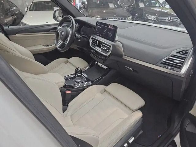 BMW X3 Laser  Panora 360K AHK HD StH HK LCI ACC