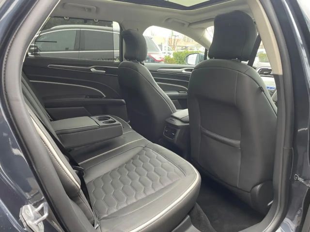 Ford Mondeo Vignale Wagon