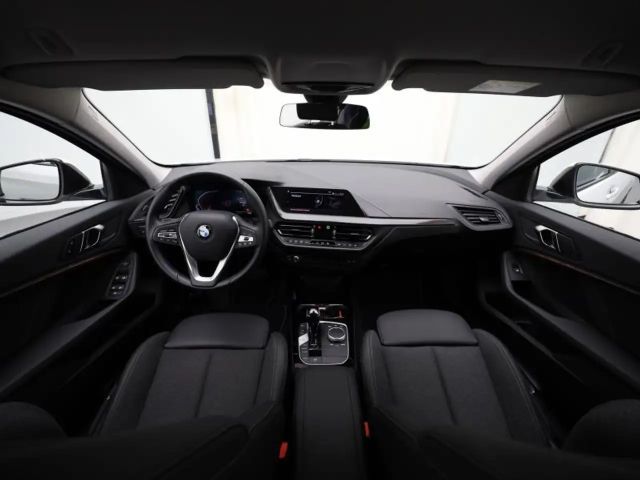 BMW 116 Sedan Sport Line