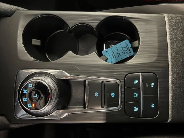 Ford Kuga Plug in Hybrid ST Line