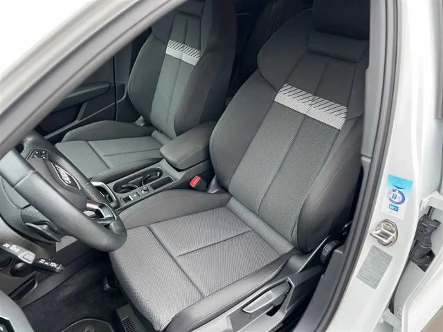 Audi A3 1.5 TFSI S-Line S-Tronic Sedan