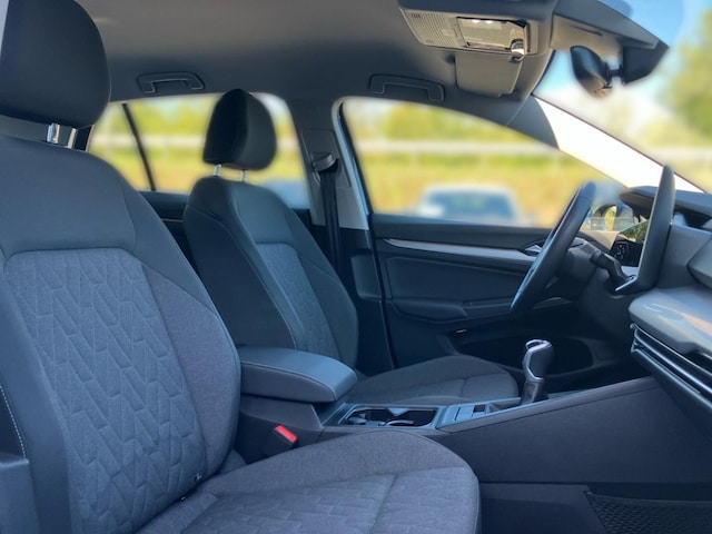 Volkswagen Golf 1.5 TSI Golf VIII Life