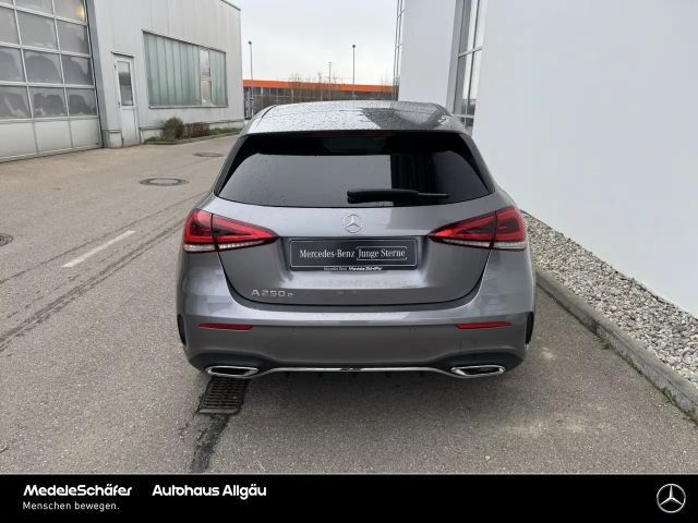 Mercedes-Benz A 250 A 250 e AMG Line