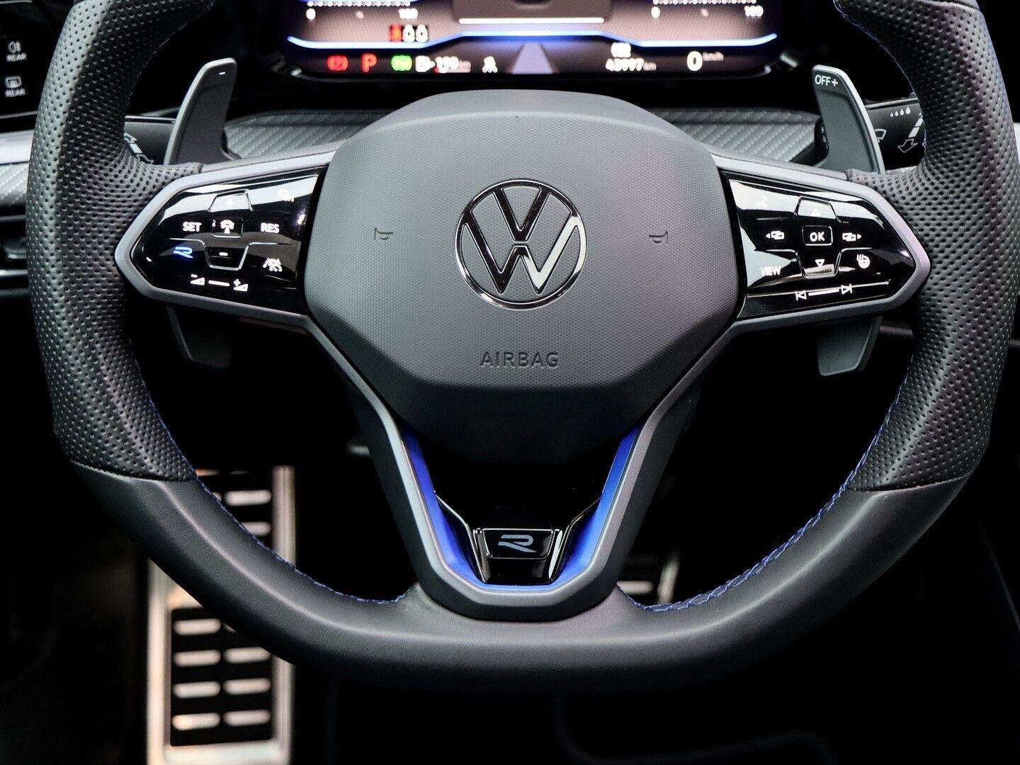 Volkswagen Golf 2.0 TSI DSG Golf VIII Plus