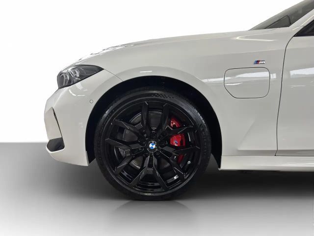 BMW 330 330e M-Sport Touring xDrive