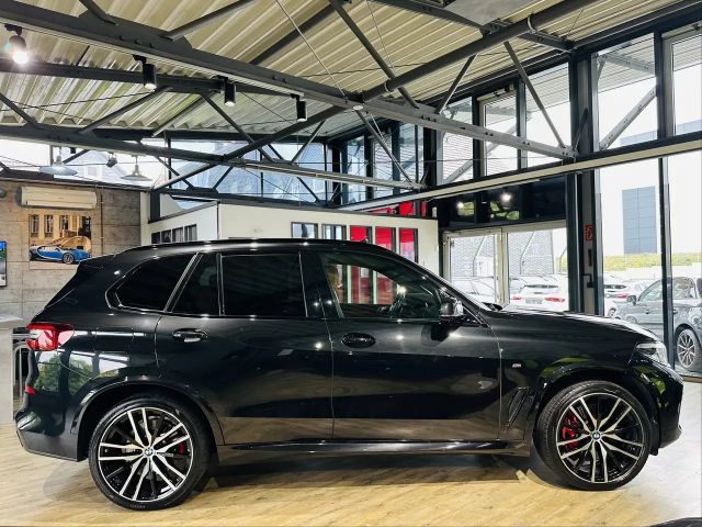BMW X5 i*PANORAMA*ACC*KAMERA*LED*NAVI*22.ZOLL