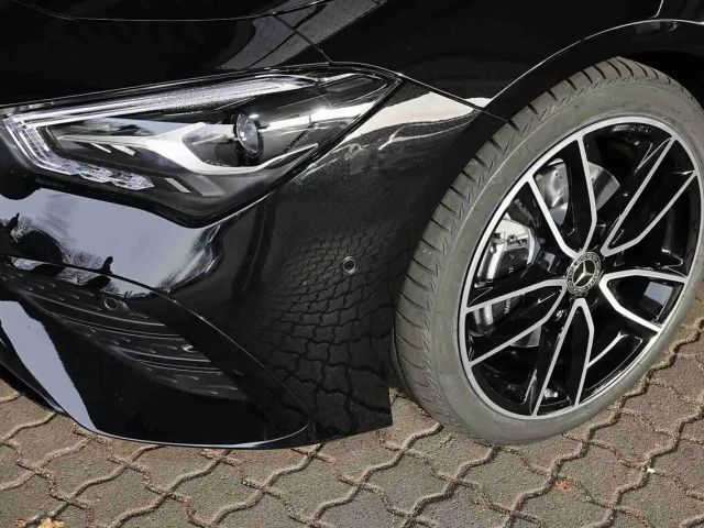 Mercedes-Benz CLA 200 AMG Line Coupé