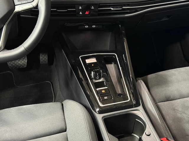 Volkswagen Golf 1.5 eTSI DSG Style