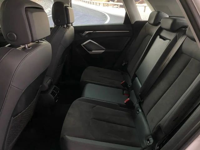 Audi Q3 35 TDI Quattro