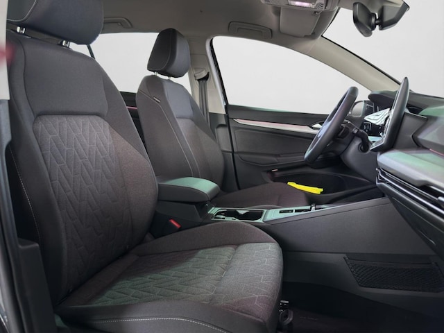 Volkswagen Golf 1.5 eTSI DSG Golf VIII Life