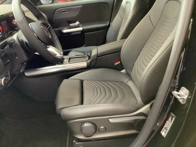 Mercedes-Benz GLA 220 4MATIC