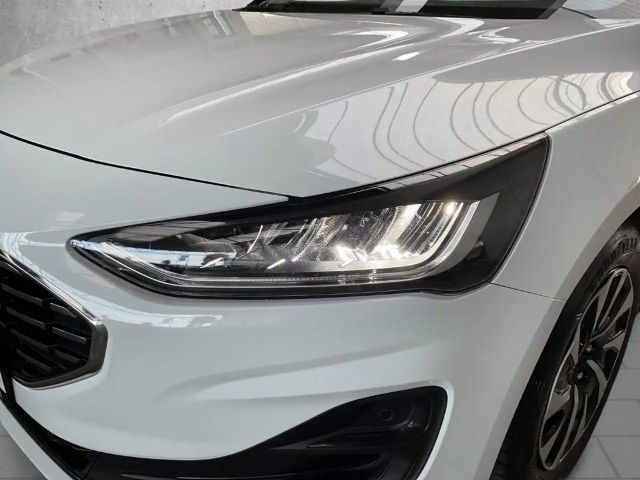 Ford Focus Titanium Wagon